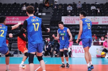 世界杯手机直播平台-男排换帅后首秀遇两连败 保障与得分环节仍需提高