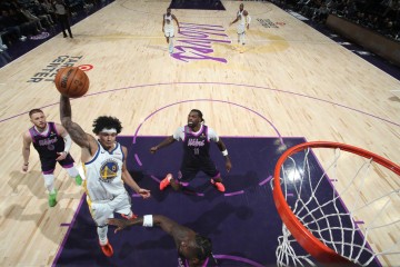 世界杯高清直播-大胜！管理层却和库里意见不一！交易筹码受伤，勇士队路在何方？